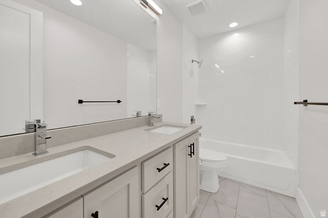 2311 E COBBLE CREEK LN, Eagle Mountain, UT 84005