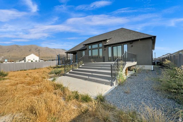 2311 E COBBLE CREEK LN, Eagle Mountain, UT 84005