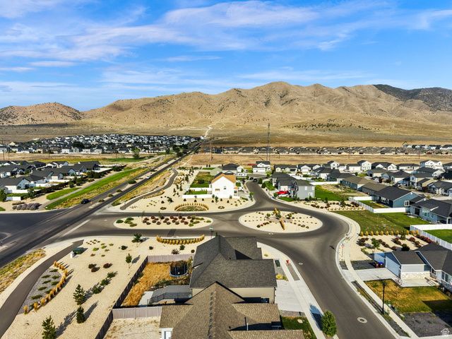 2311 E COBBLE CREEK LN, Eagle Mountain, UT 84005