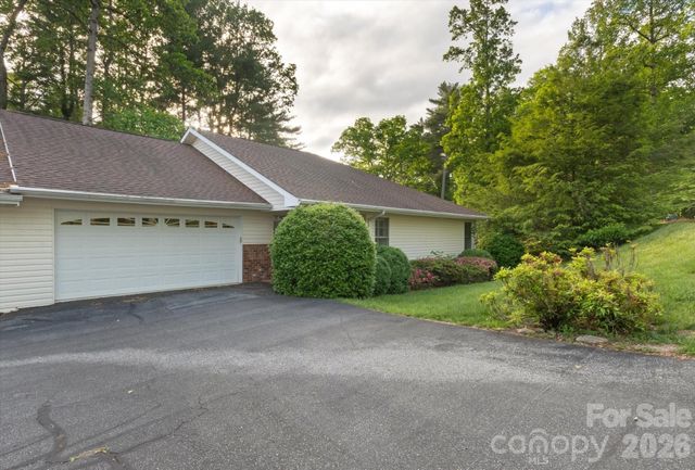 108 Bridgette&nbsp;Loop Road, Hendersonville, NC 28791