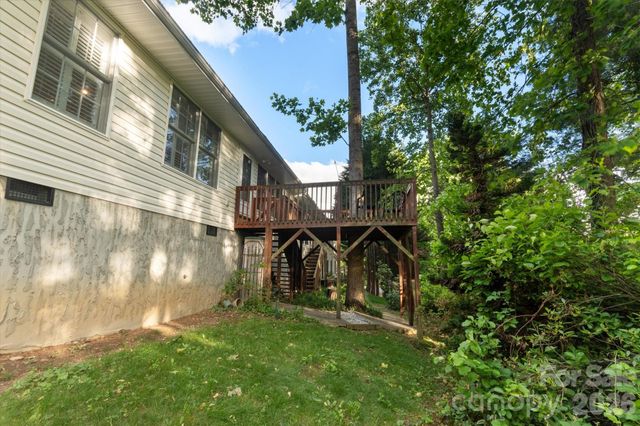 108 Bridgette&nbsp;Loop Road, Hendersonville, NC 28791