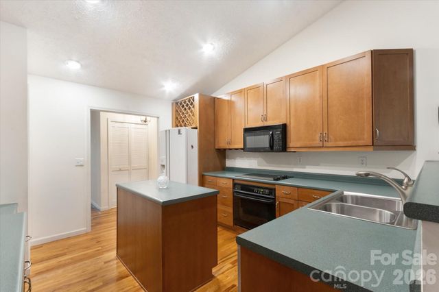 108 Bridgette&nbsp;Loop Road, Hendersonville, NC 28791