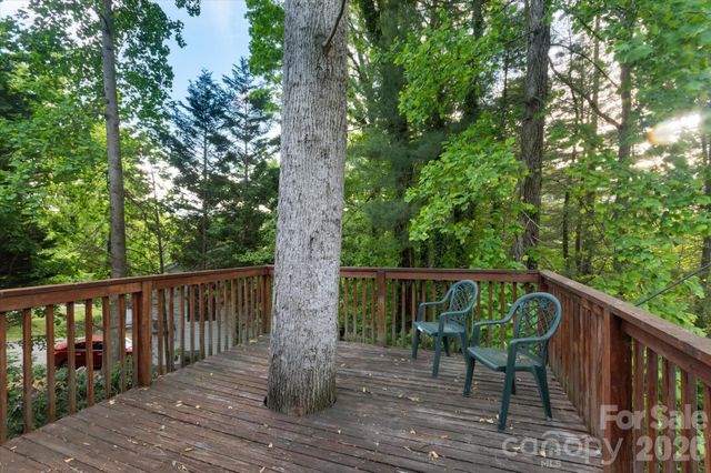 108 Bridgette&nbsp;Loop Road, Hendersonville, NC 28791