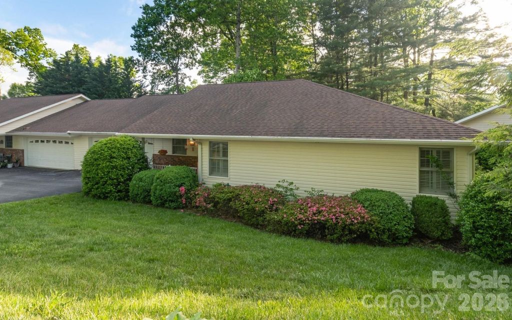 108 Bridgette&nbsp;Loop Road, Hendersonville, NC 28791