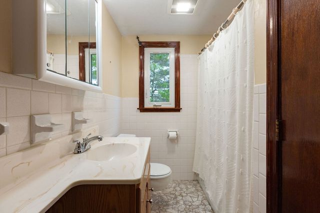 7 Bittersweet Lane, Dennis, MA 02660