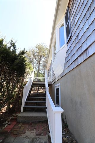 7 Bittersweet Lane, Dennis, MA 02660