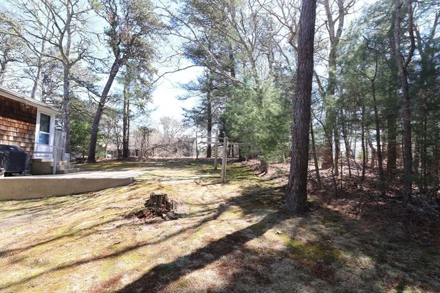 7 Bittersweet Lane, Dennis, MA 02660