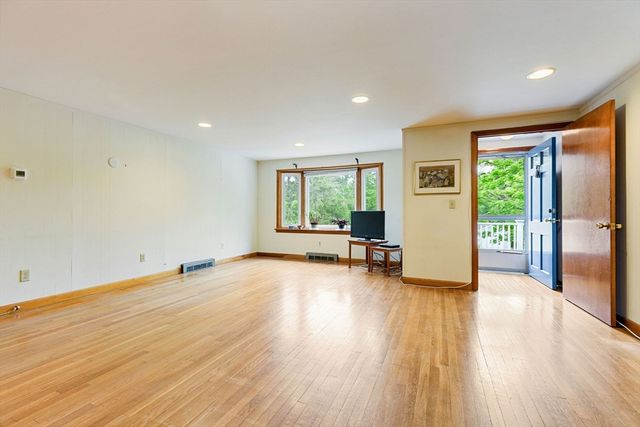 7 Bittersweet Lane, Dennis, MA 02660