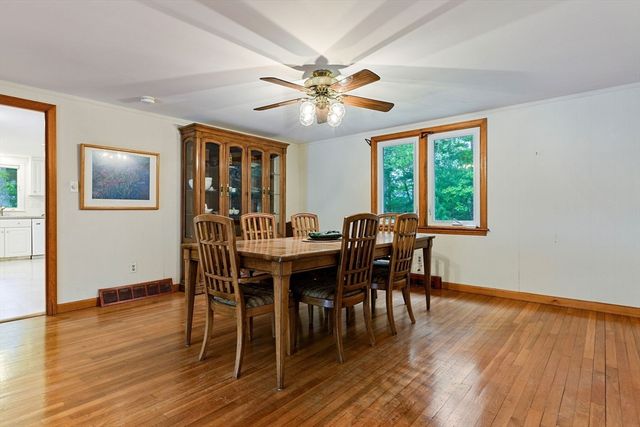 7 Bittersweet Lane, Dennis, MA 02660