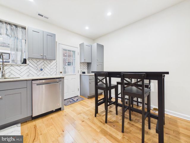 745 S DARIEN ST, Philadelphia, PA 19147