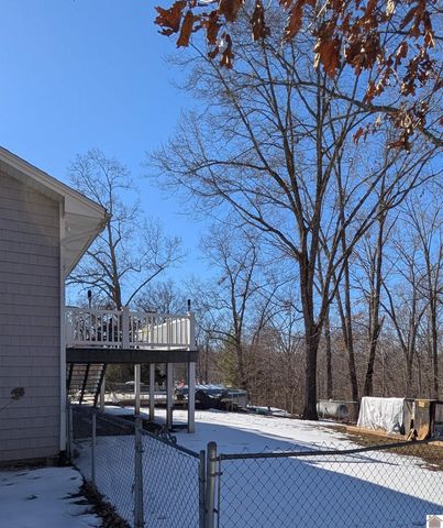 206 Christopher Drive, Cadiz, KY 42211