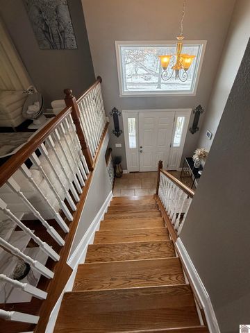 206 Christopher Drive, Cadiz, KY 42211