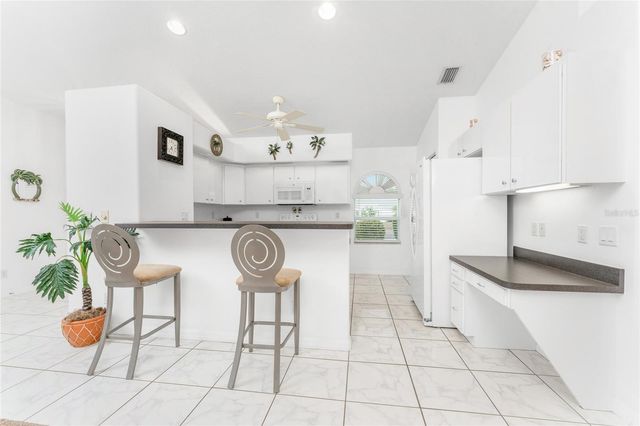 209 MARK TWAIN LANE, Rotonda West, FL 33947