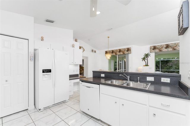 209 MARK TWAIN LANE, Rotonda West, FL 33947