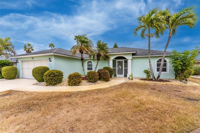 209 MARK TWAIN LANE, Rotonda West, FL 33947