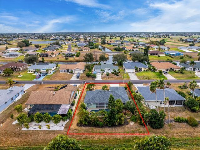 209 MARK TWAIN LANE, Rotonda West, FL 33947