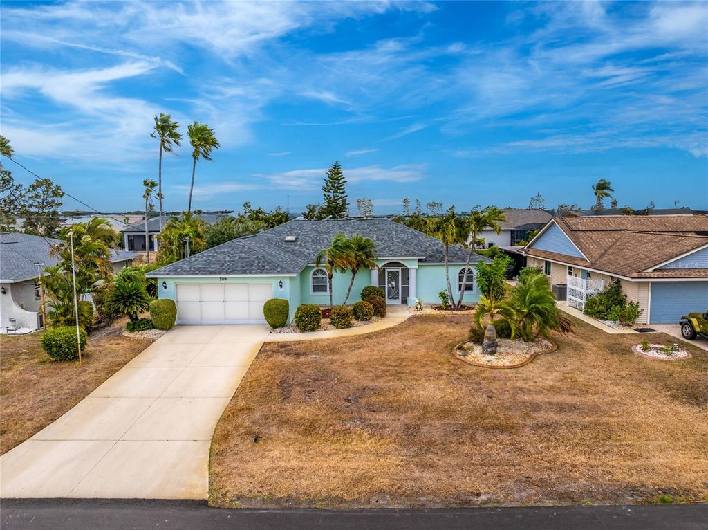 209 MARK TWAIN LANE, Rotonda West, FL 33947