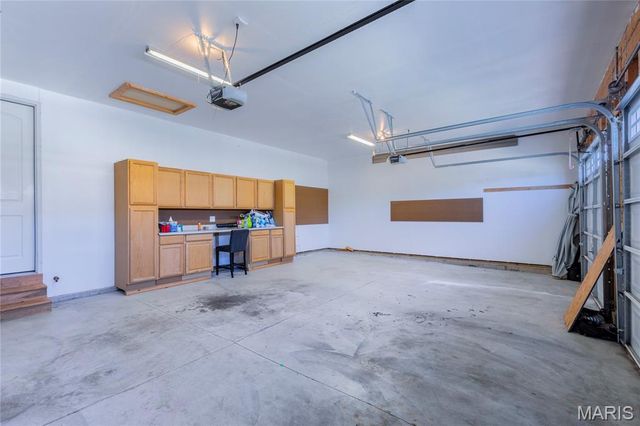 1090 Bridleridge Crossing Spur, Unincorporated, MO 63049