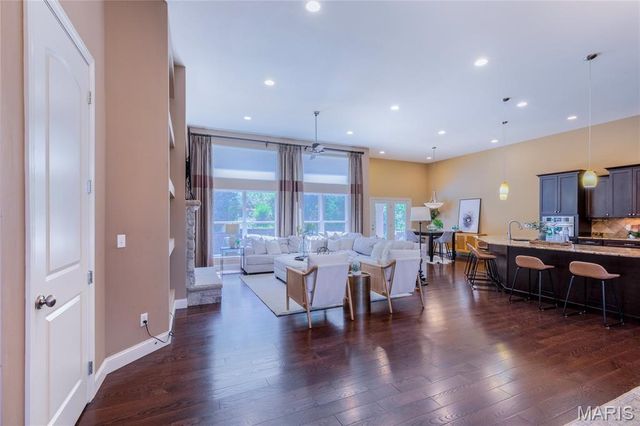 1090 Bridleridge Crossing Spur, Unincorporated, MO 63049