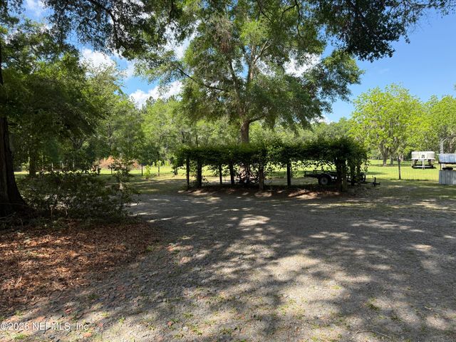 13733 JOHN WILLIAMS Road, Sanderson, FL 32087