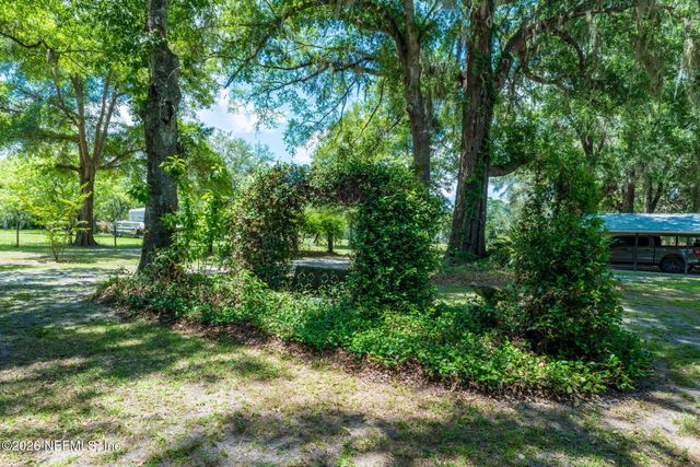 13733 JOHN WILLIAMS Road, Sanderson, FL 32087
