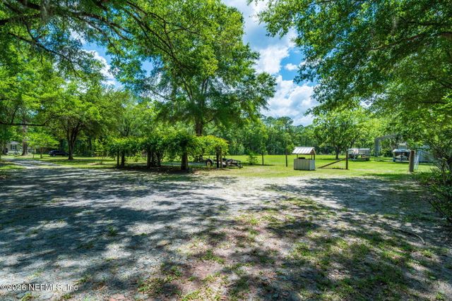 13733 JOHN WILLIAMS Road, Sanderson, FL 32087