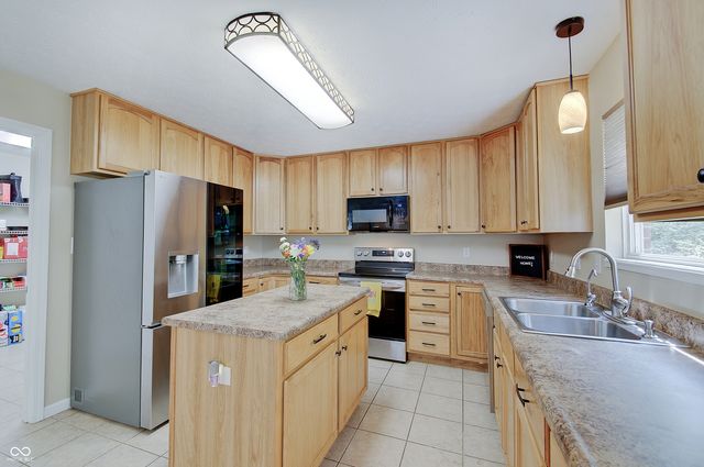1136 Beal Court, Indianapolis, IN 46217