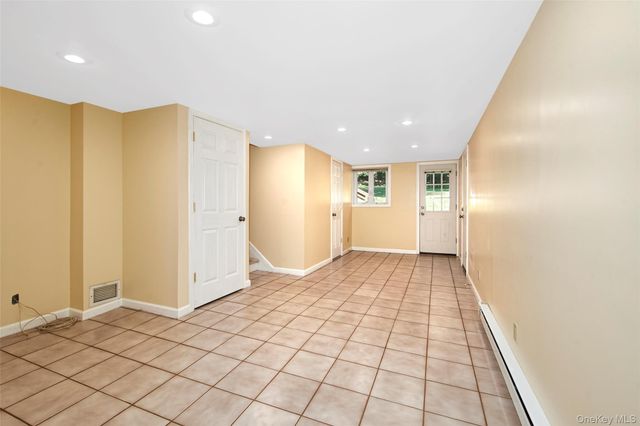 185 Pinewood Road, Hartsdale, NY 10530