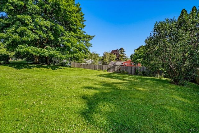 404 Sycamore Terrace, Dewitt, NY 13214