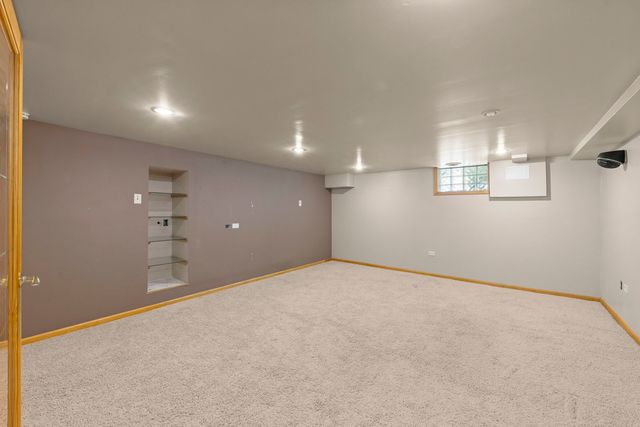 1500 Carson Drive, Homewood, IL 60430