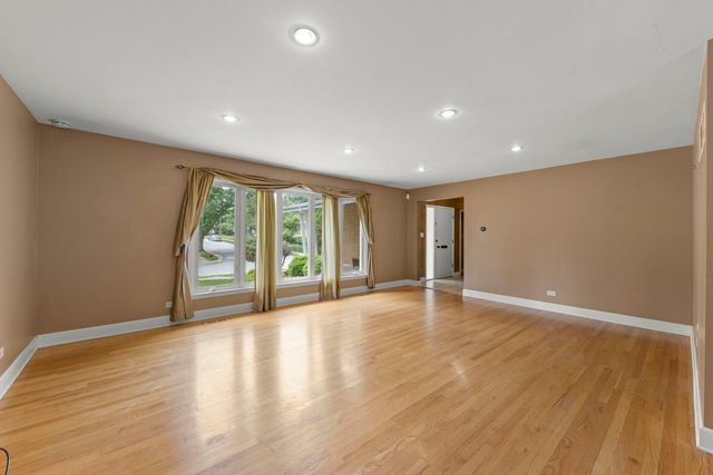 1500 Carson Drive, Homewood, IL 60430