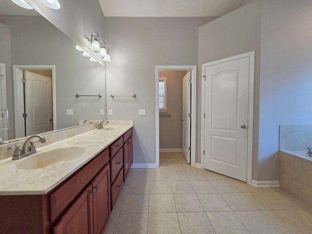 8000 Ivy Park Drive, Fortson, GA 31808