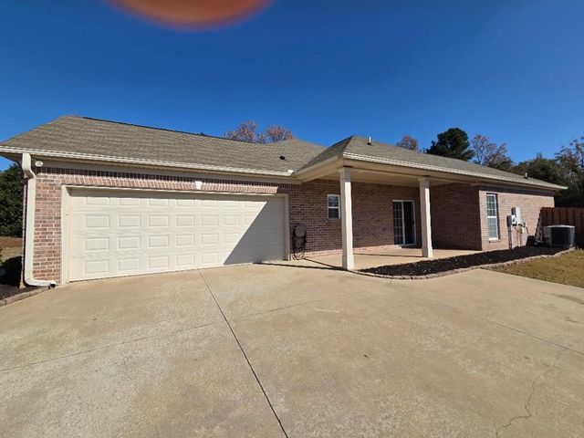 8000 Ivy Park Drive, Fortson, GA 31808