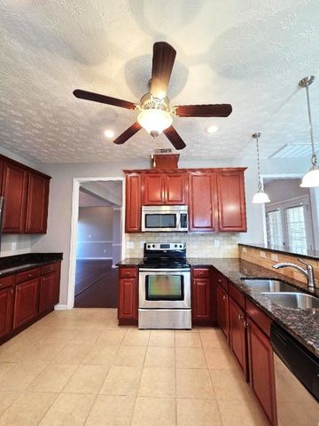 8000 Ivy Park Drive, Fortson, GA 31808