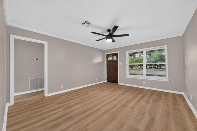 9614 Hammerly, Houston, TX 77080