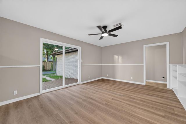 9614 Hammerly, Houston, TX 77080