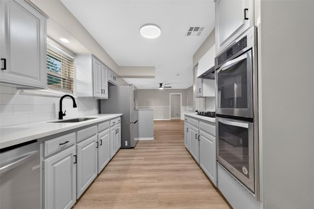 9614 Hammerly, Houston, TX 77080