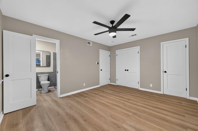 9614 Hammerly, Houston, TX 77080