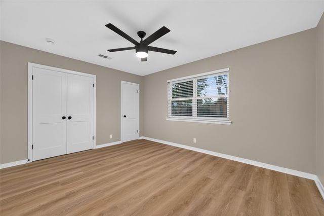 9614 Hammerly, Houston, TX 77080
