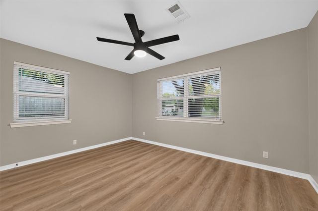 9614 Hammerly, Houston, TX 77080