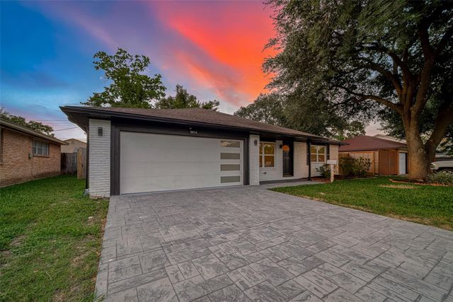 9614 Hammerly, Houston, TX 77080