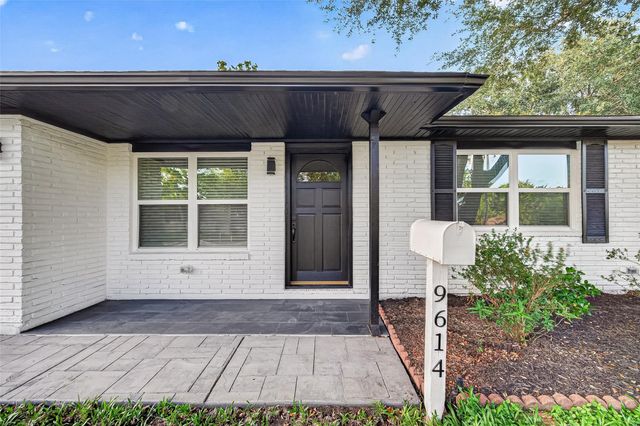 9614 Hammerly, Houston, TX 77080