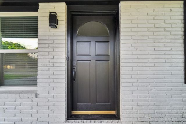 9614 Hammerly, Houston, TX 77080