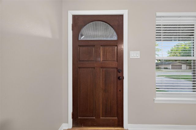9614 Hammerly, Houston, TX 77080