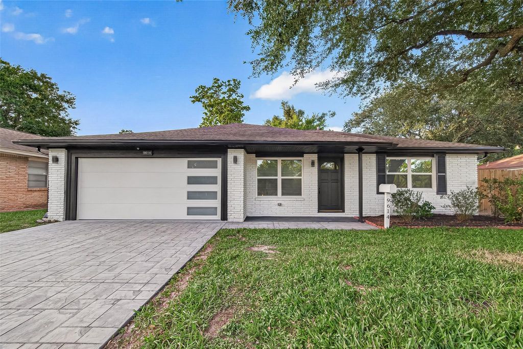 9614 Hammerly, Houston, TX 77080