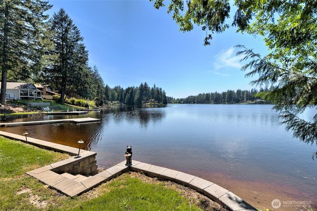 1131 E Timberlake Drive E, Shelton, WA 98584