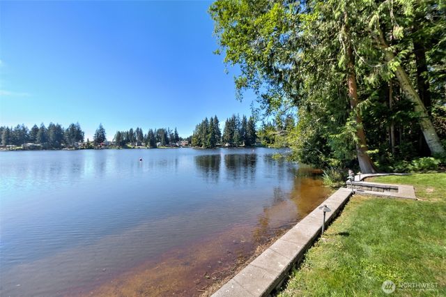 1131 E Timberlake Drive E, Shelton, WA 98584