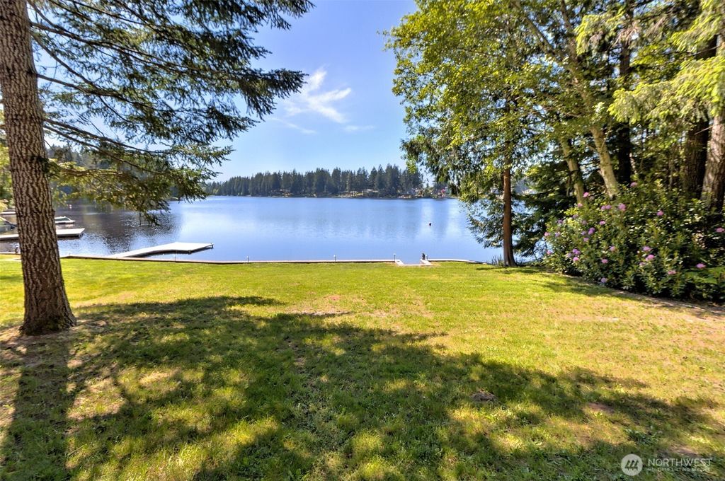 1131 E Timberlake Drive E, Shelton, WA 98584