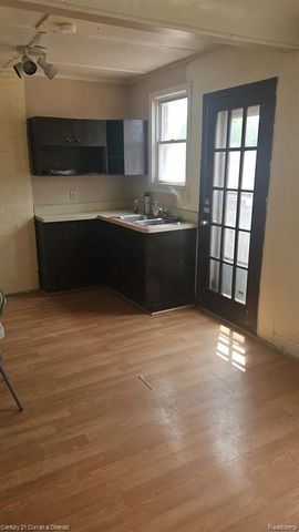 5845 Miller Road, Dearborn, MI 48126