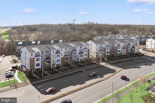 1304 RIBBON LIMESTONE TER SE, Leesburg, VA 20175